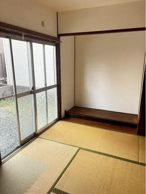 5DK Property in Matsuyama City, Ehime Prefecture (9)