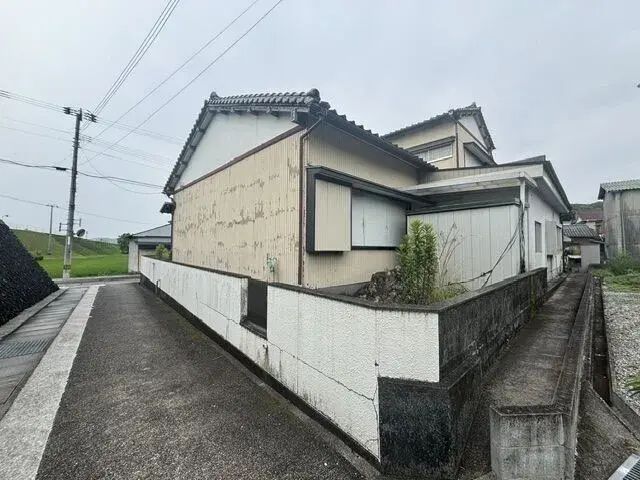 Slide 6