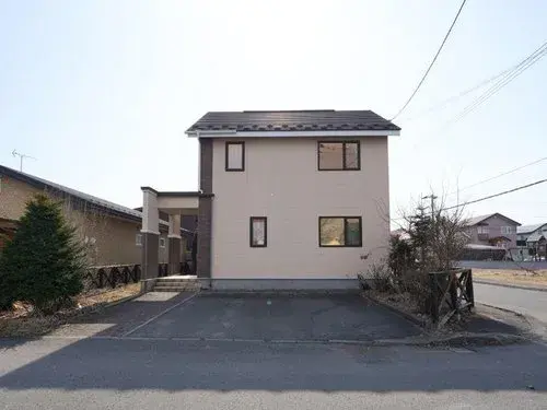Akiya in Mombetsu
