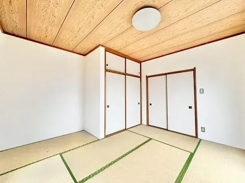 全居室收纳、3层以上房产
草加市 埼玉县 (4)