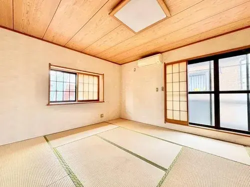全居室收纳、3层以上房产
草加市 埼玉县 (6)