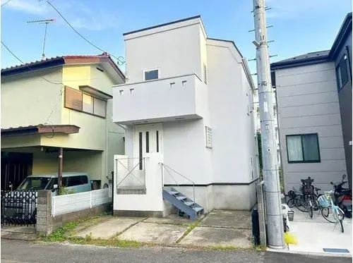 Akiya in Fuchu