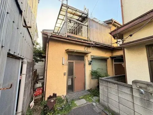 Akiya in Adachi Ward