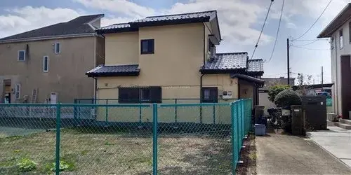 Akiya in Ayase