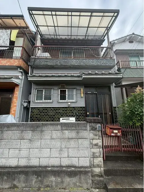 Akiya in Sakai