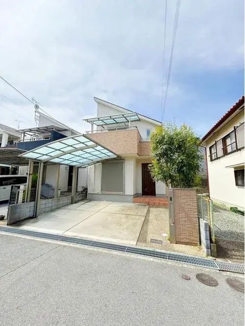 Akiya in Hirakata