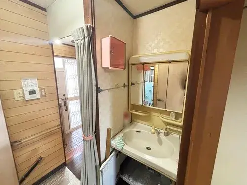 5DK Property Fuchu-cho, Hiroshima Prefecture (14)