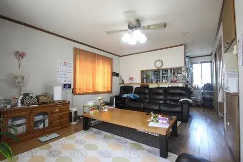 4LDK House in Kitakyushu City, Fukuoka Prefecture (6)
