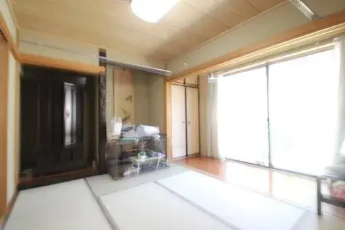 4LDK House in Kitakyushu City, Fukuoka Prefecture (9)