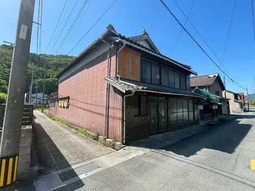 Akiya in Municipio de Kawara