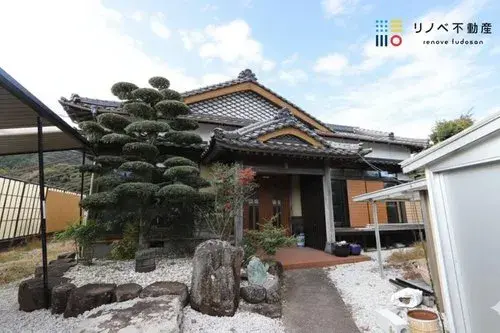 Akiya in Saza Town