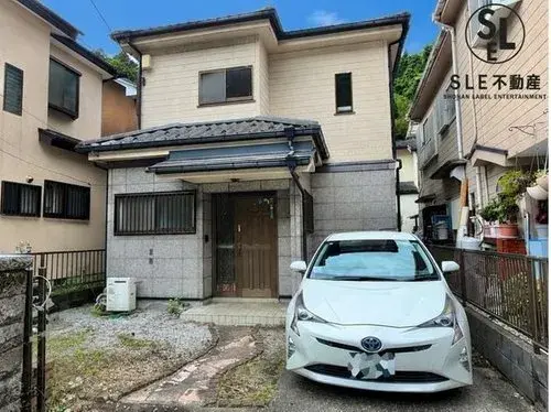 Akiya in Aikawa Town