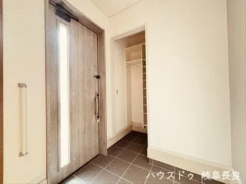 4LDK+S Property Gifu City Gifu Prefecture (16)