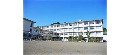 Двухэтажный дом с гостиной-столовой-кухней, город Yaizu, префектура Shizuoka (7)