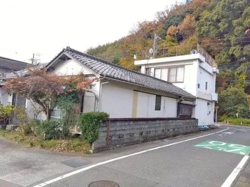 Akiya in Izunokuni