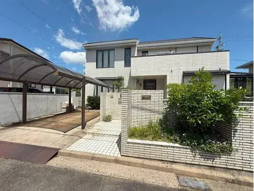 Akiya in 津市