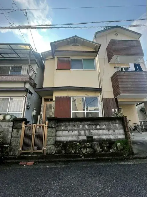 Akiya in Sakai