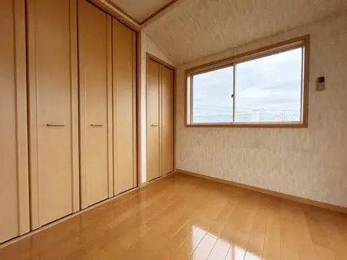 Detached House Neyagawa City Osaka Prefecture (4)