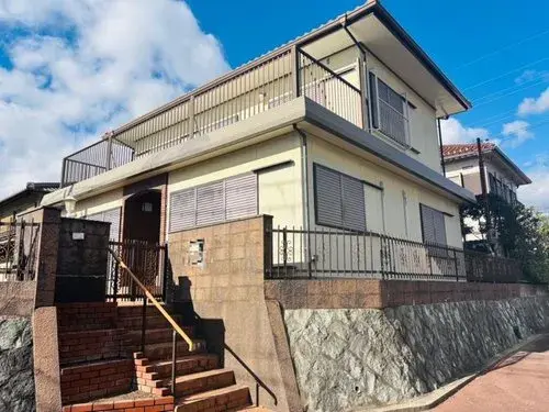 Akiya in Ikeda