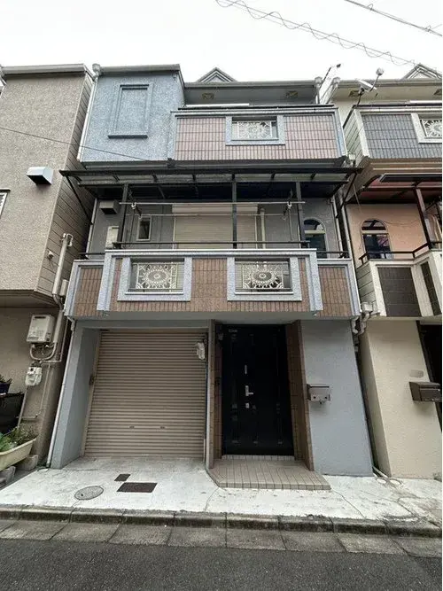 Akiya in Osaka
