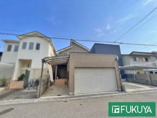 Akiya in Hirakata