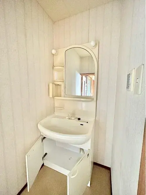 Ehime Prefecture Shikokuchuo City 7DK Property (14)