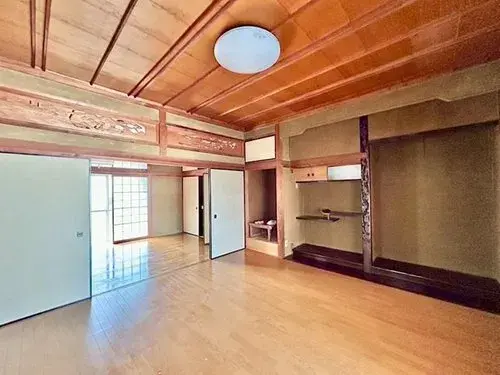 Ehime Prefecture Shikokuchuo City 7DK Property (8)