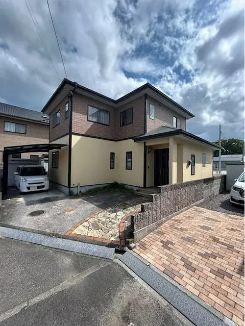Akiya in Shikokuchuo
