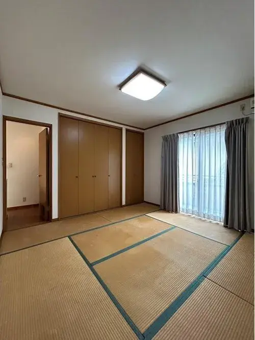 4LDK Property Shikokuchuo City Ehime Prefecture (8)