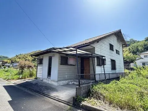 Akiya in Niihama