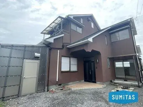 Akiya in Iyo