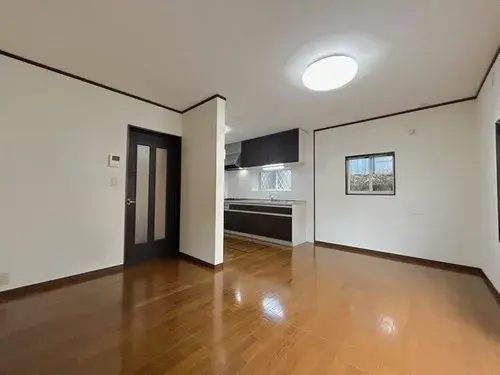 2-Story Property Iizuka City Fukuoka Prefecture (2)