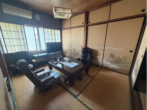 Akiya in Saga