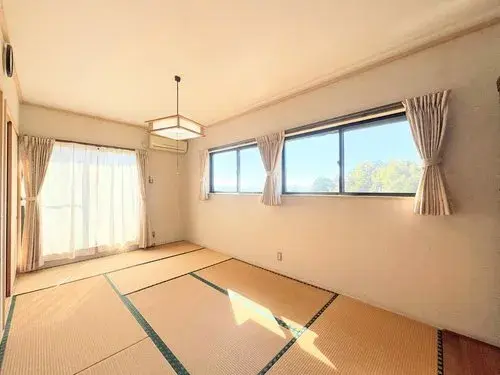 5 Bedroom Property Omura City, Nagasaki Prefecture (10)