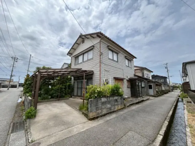 Akiya in Hakusan