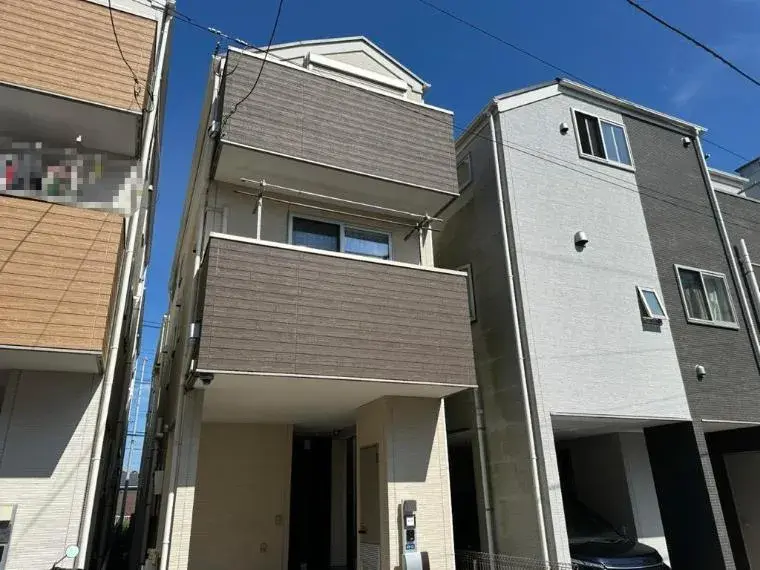 Akiya in Barrio Sakae