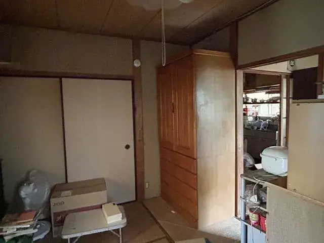 Slide 4