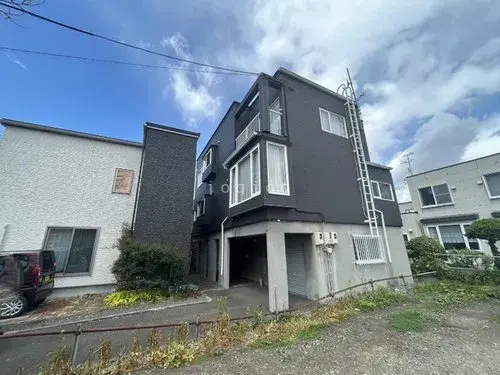 Akiya in Sapporo