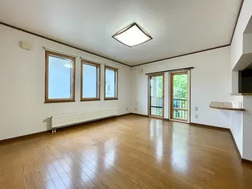 Hokkaido Otaru City 6 Bedroom Property (2)