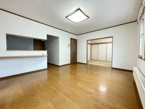 Hokkaido Otaru City 6 Bedroom Property (3)