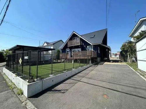Akiya in Chitose