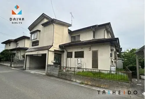 Akiya in Tendō