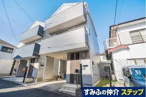 Akiya in Hodogaya Ward
