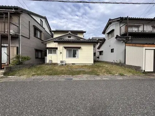 Akiya in Tsuruga