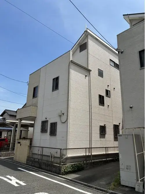 Slide 3