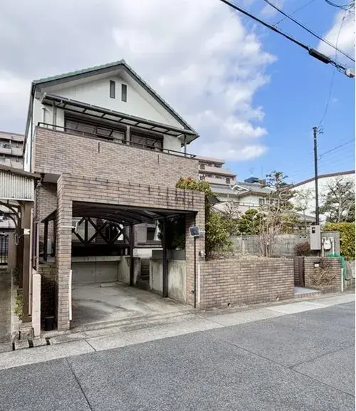 Akiya in Nagoya