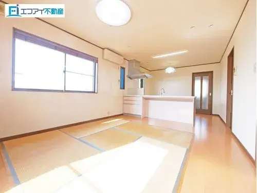 LDK 15+ Tatami, 2-Story, Two-Family House in Anjo, Aichi Prefecture (2)