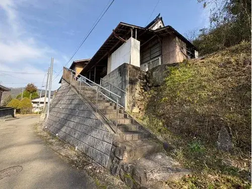 Slide 0