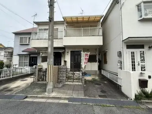 Akiya in Habikino