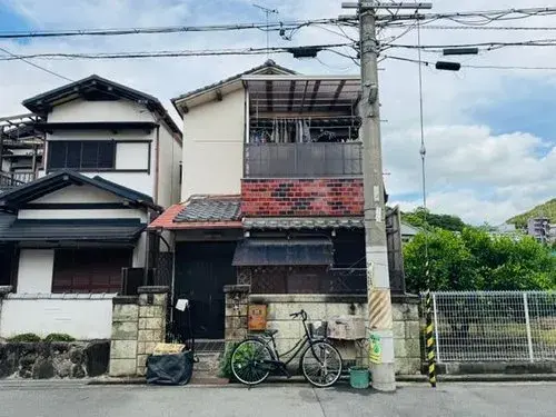 Akiya in Kashiwara